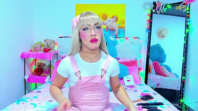 Candy Candy   online show from 10/20/25, 11:38