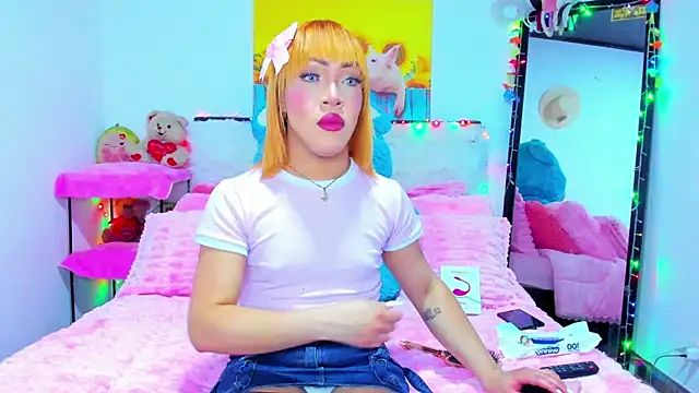 Candy Candy   online show from 10/26/25, 11:31