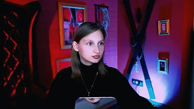 EllaHorton online show from 09/30/25, 04:34