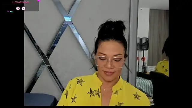 paula daniela1 online show from 12/09/24, 08:33