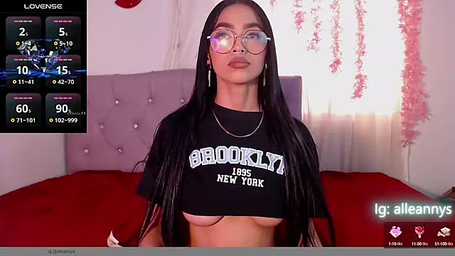 Snapshot of Alleanys_Cristal chatting on 02/24/25, 05:20 Alleanys Cristal online show from 02/24/25, 05:20