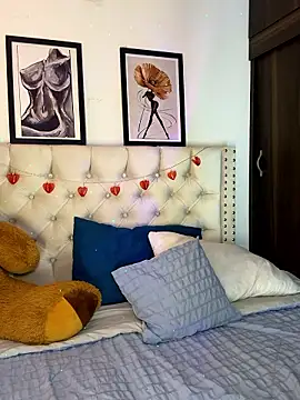 Snapshot of taylor-sexyy chatting on 01/10/26, 06:15 taylor-sexyy online show from 01/10/26, 06:15