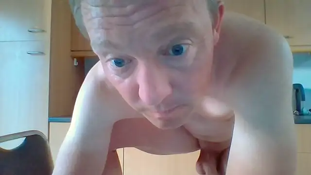 Snapshot of bertolini chatting on 06/20/26, 07:05 bertolini online show from 06/20/26, 07:05