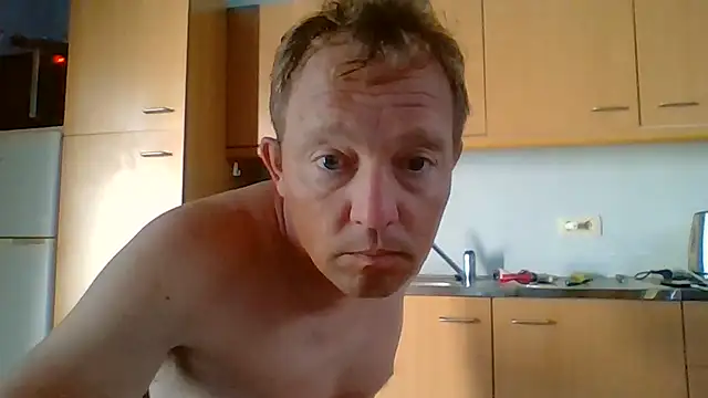 Snapshot of bertolini chatting on 07/06/26, 08:22 bertolini online show from 07/06/26, 08:22