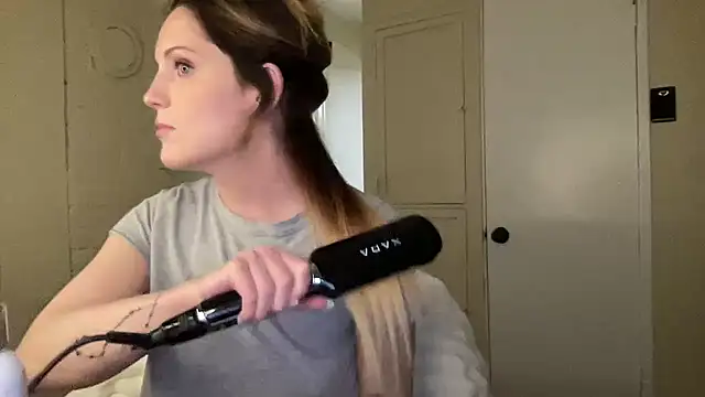 sexylilly69 online show from 06/11/26, 02:44