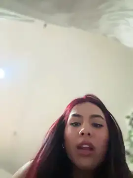 Snapshot of Zarah_Blare chatting on 12/18/24, 07:04 Zarah Blare online show from 12/18/24, 07:04