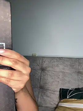 Snapshot of Zarah_Blare chatting on 02/04/25, 11:49 Zarah Blare online show from 02/04/25, 11:49