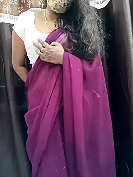 Snapshot of indian-adhaya chatting on 09/15/25, 07:52 indian-adhaya online show from 09/15/25, 07:52