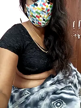 Snapshot of indian-adhaya chatting on 09/17/25, 04:47 indian-adhaya online show from 09/17/25, 04:47