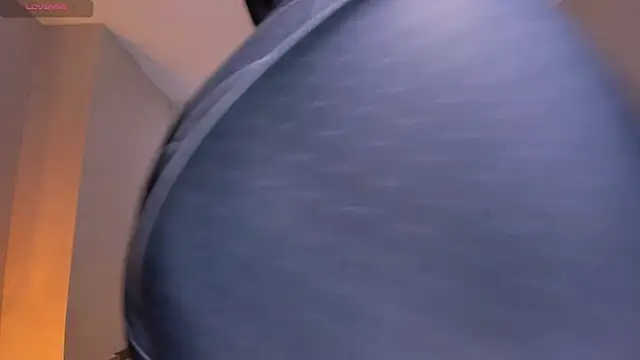 Snapshot of GigiLee_ chatting on 01/21/25, 11:13 GigiLee online show from 01/21/25, 11:13