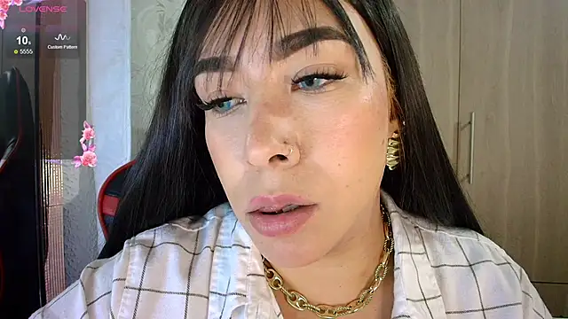 leahtemptation3 online show from 05/16/26, 12:18