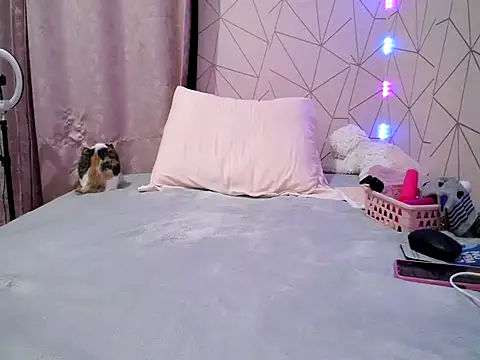 Irresistible24 online show from 10/12/25, 10:31