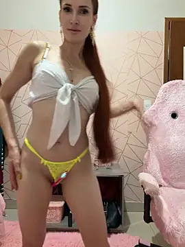 Snapshot of Irresistible24 chatting on 03/03/26, 03:12 Irresistible24 online show from 03/03/26, 03:12