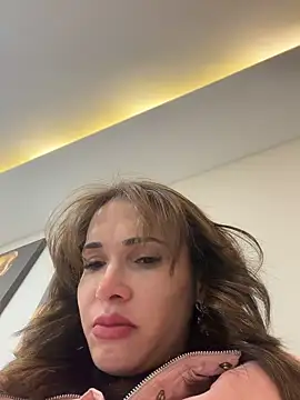 Irresistible24 online show from 05/13/26, 06:05