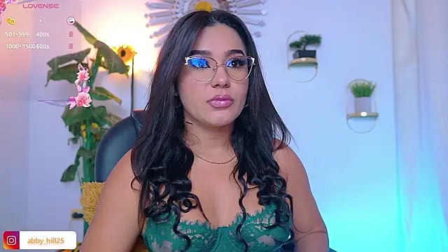 abbyhill27 online show from 03/20/25, 04:18