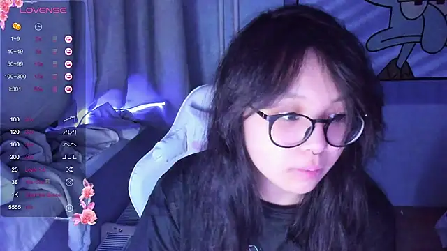 Snapshot of maydaykimmy chatting on 01/07/25, 08:52 maydaykimmy online show from 01/07/25, 08:52