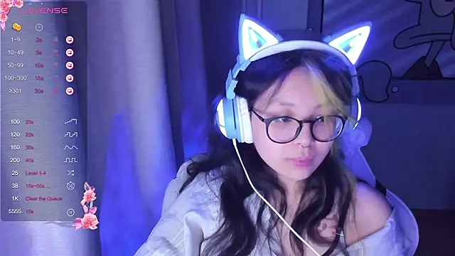 Snapshot of maydaykimmy chatting on 02/02/25, 12:19 maydaykimmy online show from 02/02/25, 12:19