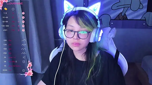 Snapshot of maydaykimmy chatting on 03/02/25, 11:53 maydaykimmy online show from 03/02/25, 11:53