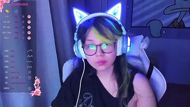 Snapshot of maydaykimmy chatting on 03/06/25, 02:19 maydaykimmy online show from 03/06/25, 02:19