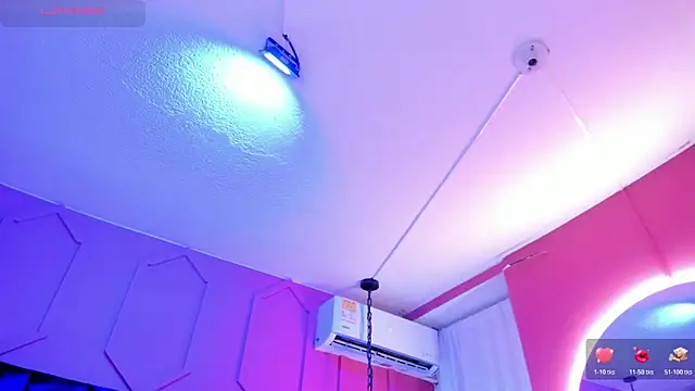 Atenea cute21 online show from 10/31/25, 04:13