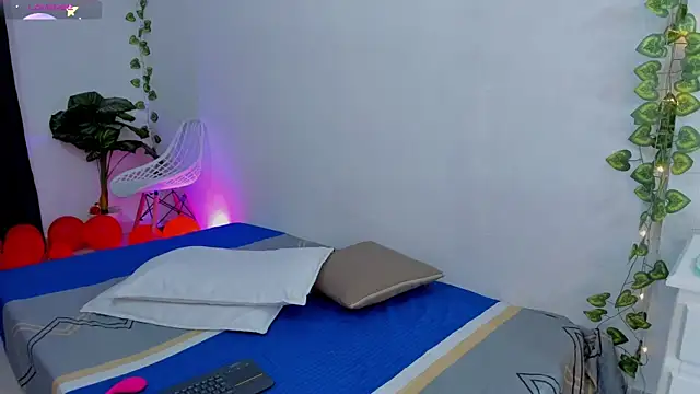 andrea osorio  online show from 02/16/26, 11:39