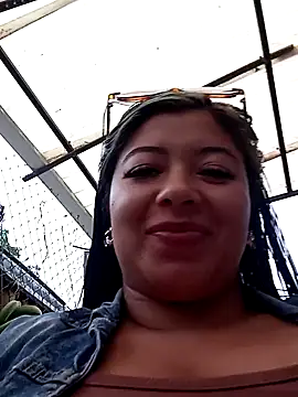 Snapshot of Ariana-pp03 chatting on 01/03/25, 09:26 Ariana-pp03 online show from 01/03/25, 09:26