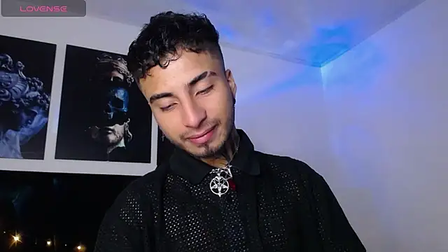 JuanCamiilo 66 online show from 02/10/25, 04:08