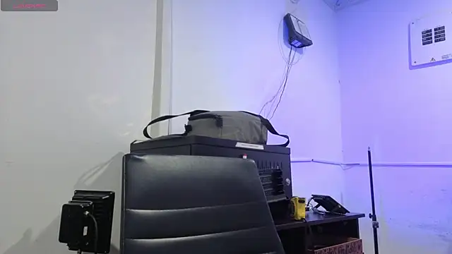 JuanCamiilo 66 online show from 06/11/26, 02:53