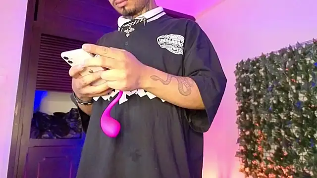 JuanCamiilo 66 online show from 06/21/26, 03:58