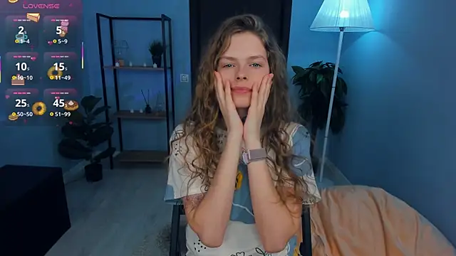 RayaNenlia online show from 03/19/25, 08:12