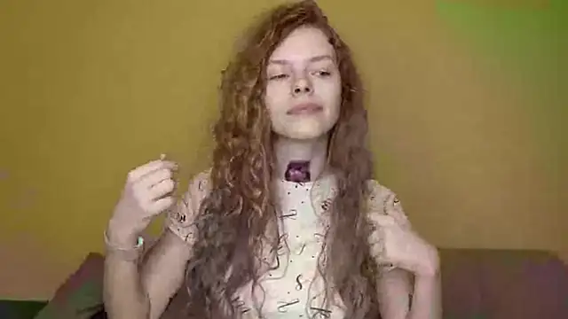 Snapshot of RayaNenlia chatting on 03/01/26, 05:09 RayaNenlia online show from 03/01/26, 05:09