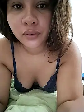 Yara0k online show from 10/15/25, 09:42