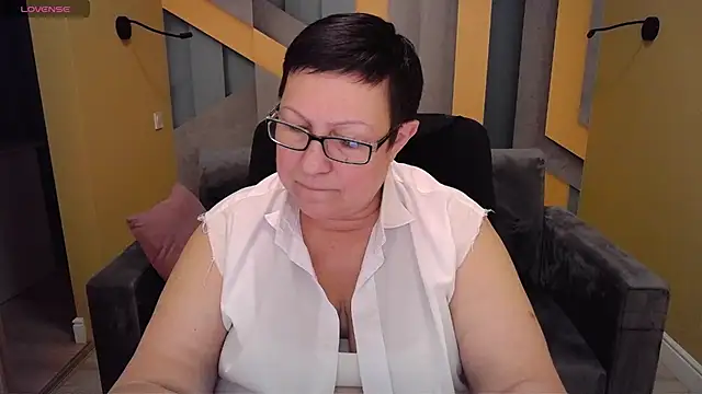 BarbaraTurners online show from 01/25/25, 03:40