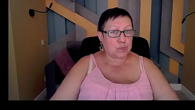 BarbaraTurners online show from 09/21/25, 11:56