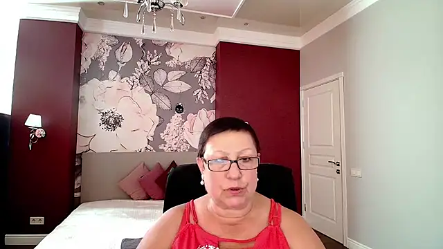 BarbaraTurners online show from 09/28/25, 11:48
