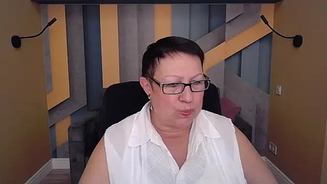 BarbaraTurners online show from 11/14/25, 07:45