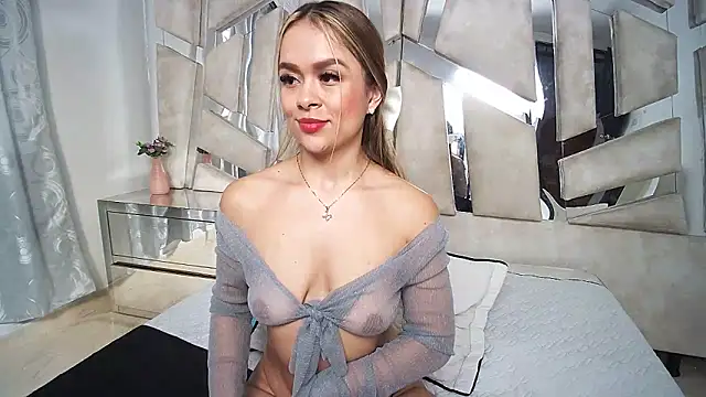 Natalyefoster online show from 12/26/24, 10:20