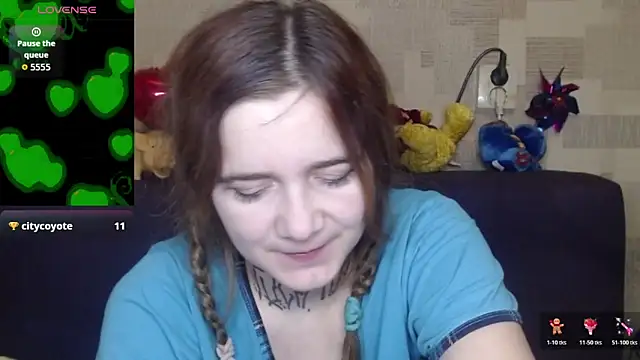 Snapshot of Yours_good_mood chatting on 11/02/25, 04:04 Yours good mood online show from 11/02/25, 04:04