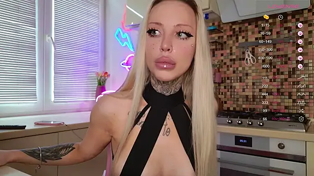 Snapshot of 2badforyou chatting on 01/30/25, 11:55 2badforyou online show from 01/30/25, 11:55