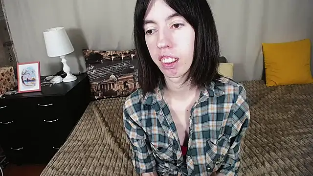 Snapshot of Unusual_G chatting on 01/10/25, 11:22 Unusual G online show from 01/10/25, 11:22