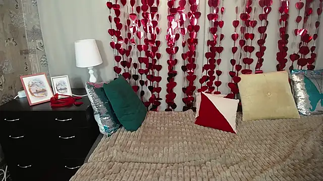 Snapshot of Unusual_G chatting on 02/14/25, 06:34 Unusual G online show from 02/14/25, 06:34