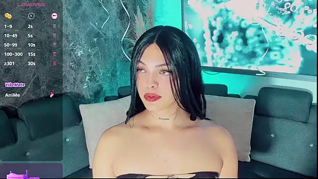 Emmaa Saenz  online show from 09/13/25, 06:51