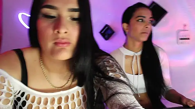 agatha lovee online show from 03/08/25, 05:33