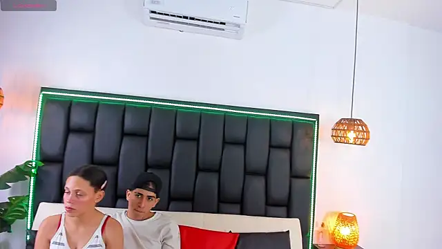 Crazy nigth01 online show from 11/22/25, 01:48