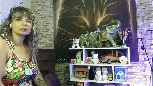 charlotedoll online show from 03/02/25, 08:07