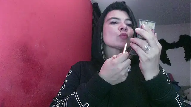 charlotedoll online show from 05/08/26, 01:11