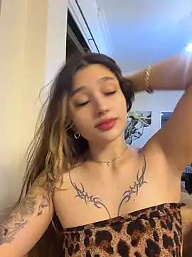 Snapshot of Arianavillada chatting on 04/11/26, 07:45 Arianavillada online show from 04/11/26, 07:45
