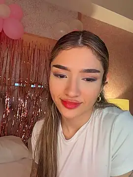 Snapshot of Arianavillada chatting on 05/04/26, 04:30 Arianavillada online show from 05/04/26, 04:30