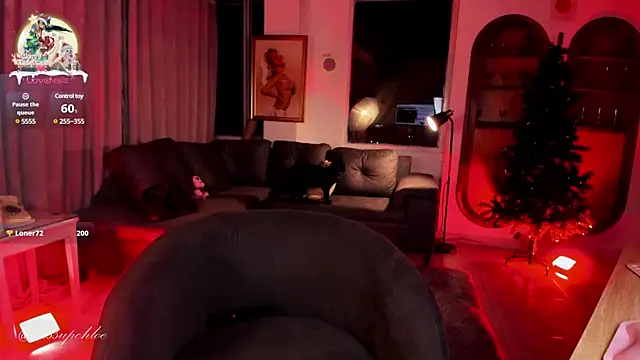 misschloe   online show from 12/24/24, 11:55