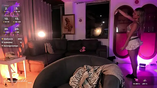 misschloe   online show from 02/06/25, 03:48